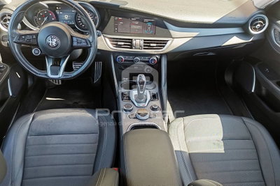 Alfa Romeo Giulia 2.2 Turbodiesel 160 CV AT8 Sprint (10)