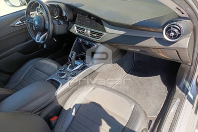 Alfa Romeo Giulia 2.2 Turbodiesel 160 CV AT8 Sprint (11)