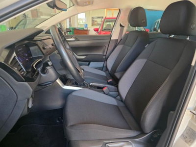 Volkswagen Polo 1.0 evo Life 80cv (15)