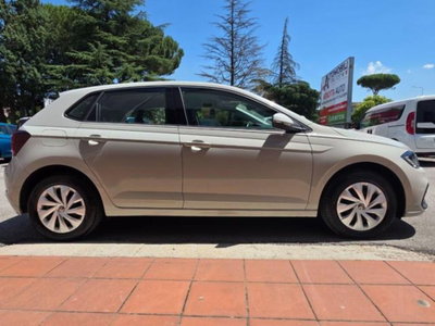 Volkswagen Polo 1.0 evo Life 80cv (17)