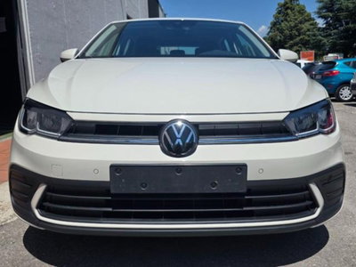 Volkswagen Polo 1.0 evo Life 80cv (2)