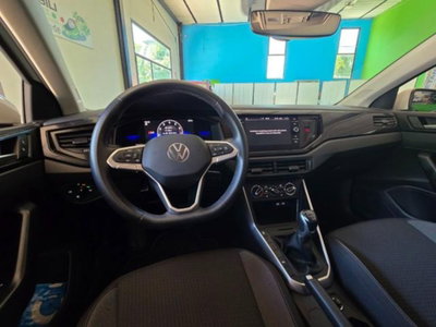 Volkswagen Polo 1.0 evo Life 80cv (9)