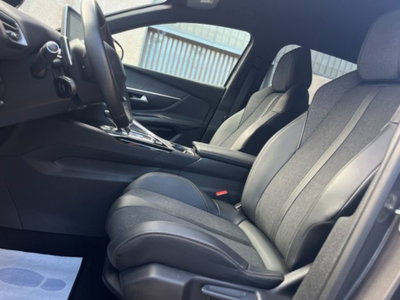 Peugeot 3008 BlueHDi 130 S&S EAT8 GT Line (16)