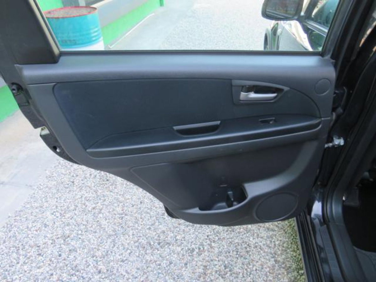 Fiat Sedici 1.6 16V 4x4 Dynamic (19)