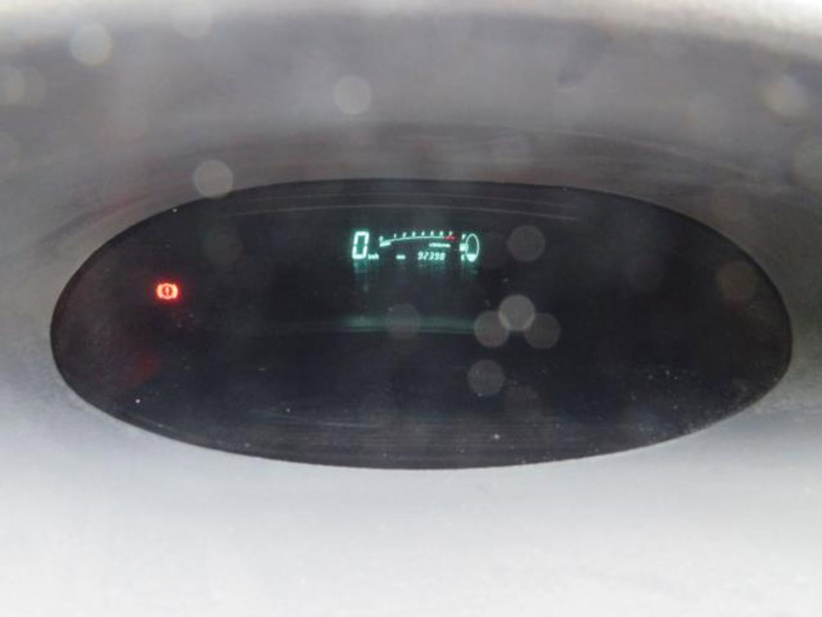 Toyota Yaris 16V cat 5 porte Sol '03 (13)