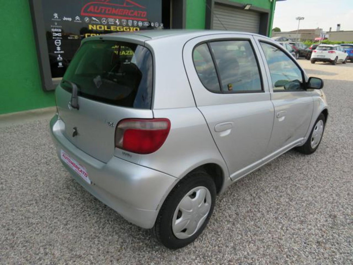 Toyota Yaris 16V cat 5 porte Sol '03 (5)
