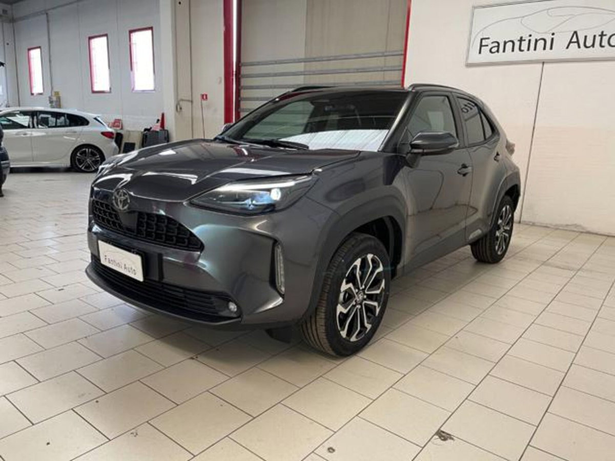 Toyota Yaris Cross 1.5h GR Sport Black Sky fwd 116cv e-cvt (6)