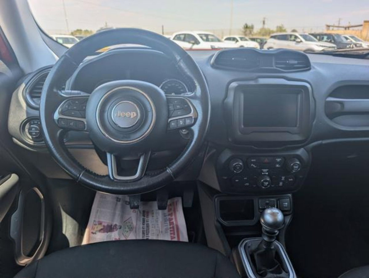 Jeep Renegade 1.6 Mjt 120 CV Limited (9)