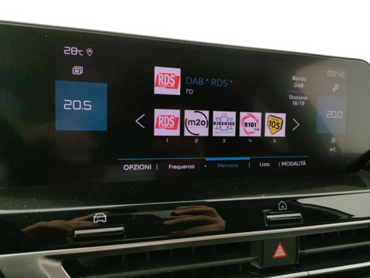 Citroen C4 BlueHDi 130 S&S EAT8 Shine (14)