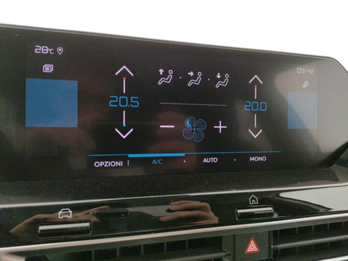Citroen C4 BlueHDi 130 S&S EAT8 Shine (16)