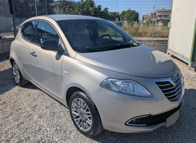 Lancia Ypsilon 1.2 69 CV 5 porte Platinum (2)