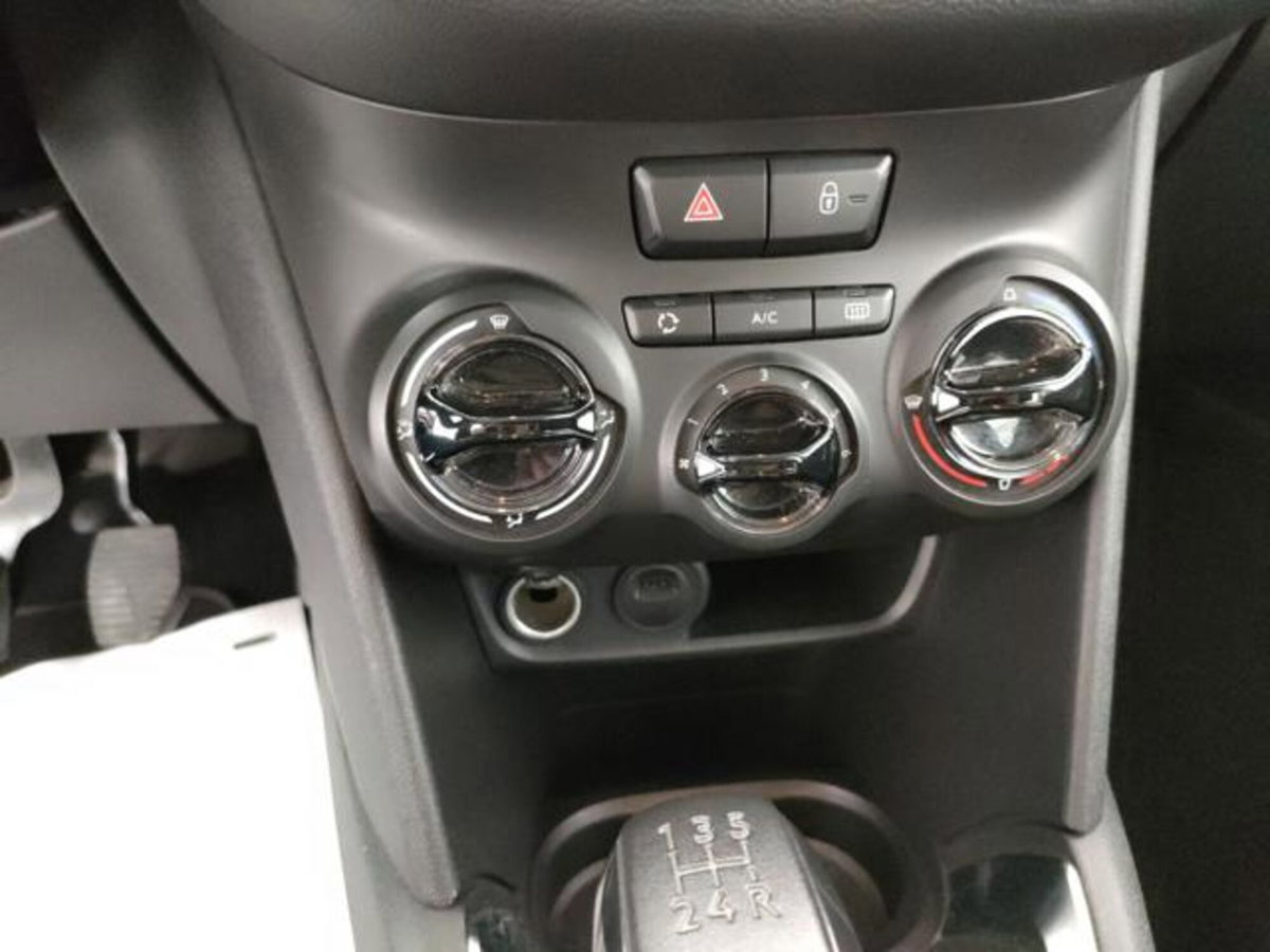 Peugeot 208 82 5 porte Active (15)