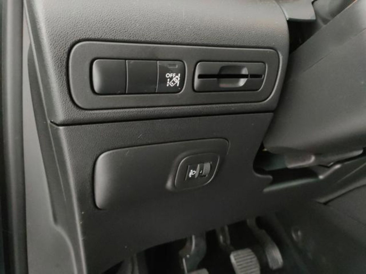 Citroen C3 Aircross BlueHDi 100 S&S C-Series (6)