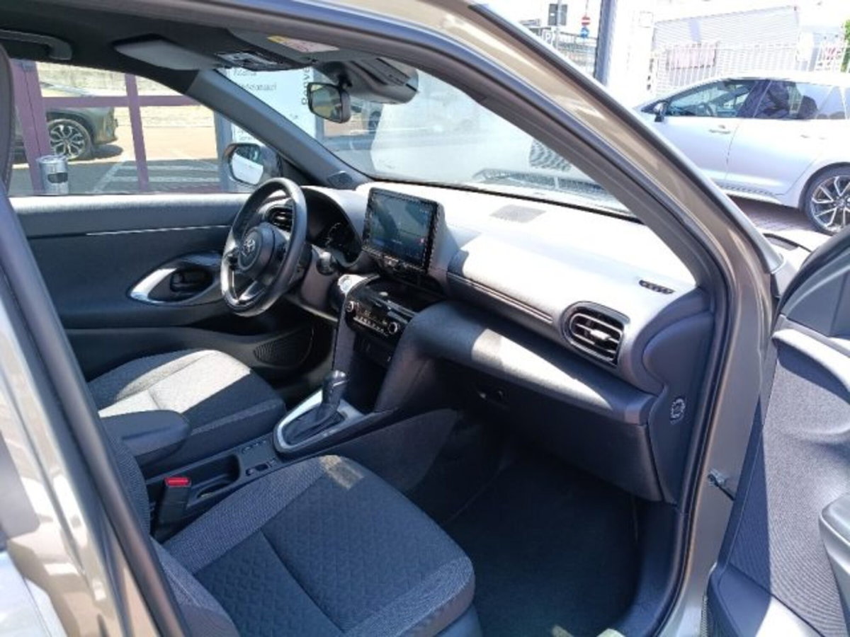 Toyota Yaris Cross 1.5 Hybrid 5p. E-CVT Trend (12)