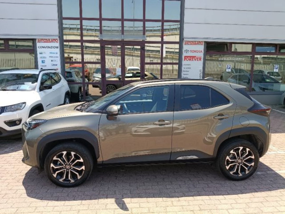 Toyota Yaris Cross 1.5 Hybrid 5p. E-CVT Trend (8)