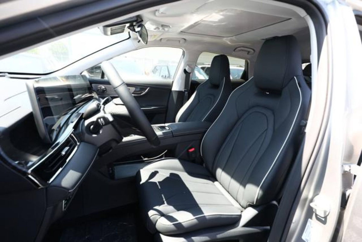 Omoda Omoda 5 EV 61,1 kWh Premium (8)