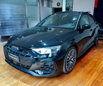 Audi S3 Sportback 2.0 tfsi Sport Attitude quattro s-tronic (3)