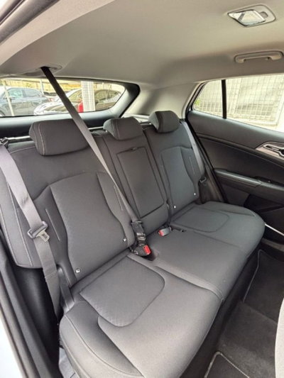 Kia Sportage 1.6 crdi mhev Business dct (6)