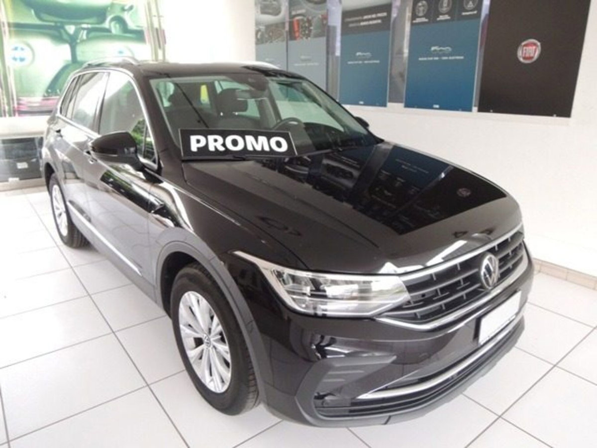 Volkswagen Tiguan 2.0 TDI 150 CV SCR DSG 4MOTION Life (2)