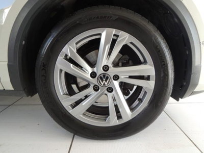Volkswagen T-Roc 1.0 tsi R-Line 115cv (3)