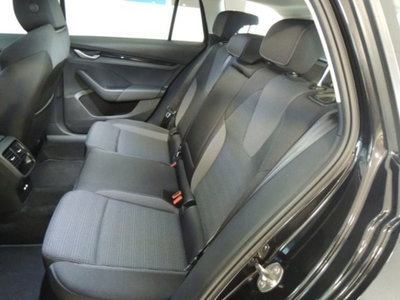 Skoda Octavia Station Wagon 2.0 tdi Selection 150cv dsg (7)