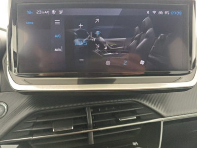 Peugeot 2008 PureTech 100 S&S Allure (13)