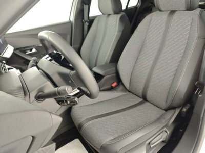 Peugeot 2008 PureTech 100 S&S Allure (8)