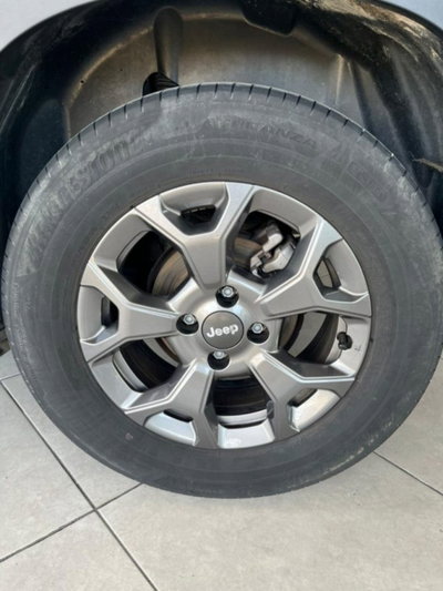 Jeep Avenger 1.2 turbo Longitude fwd 100cv (13)
