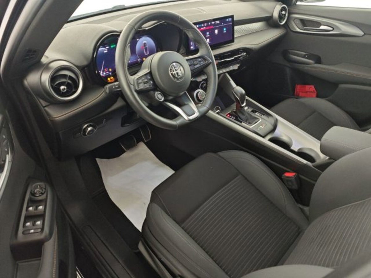 Alfa Romeo Tonale 1.6 Sprint 130cv tct6 (10)