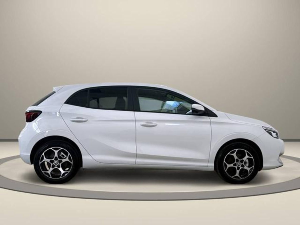 Mg MG3 1.5 hybrid+ Luxury auto (4)