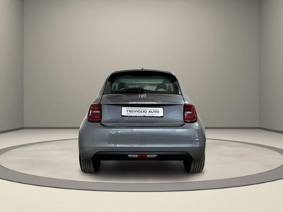 Fiat 500e La Prima by Bocelli Berlina 42 kWh (6)