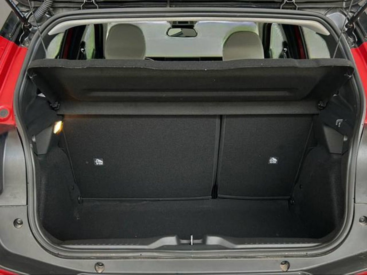 Citroen e-C3 44kWh elettrico Max 113cv (7)