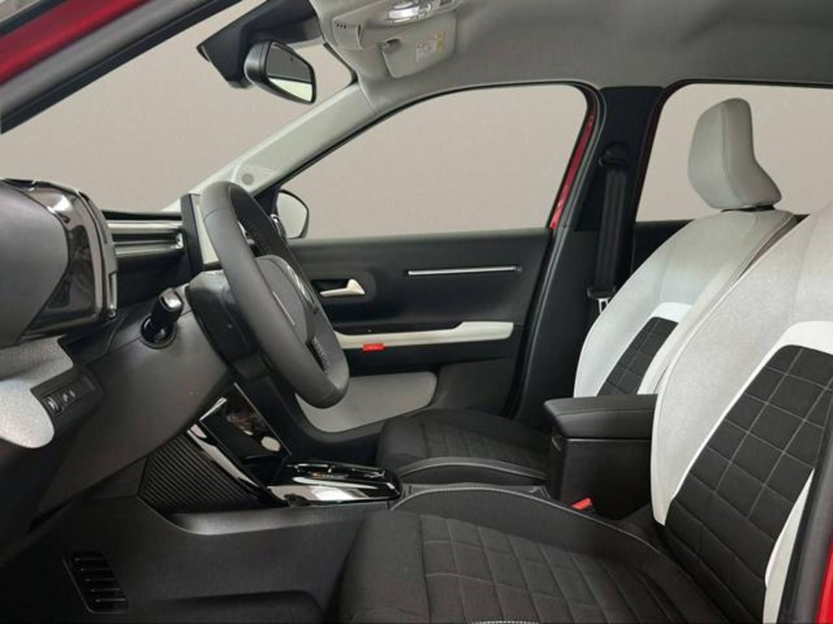 Citroen e-C3 44kWh elettrico Max 113cv (8)