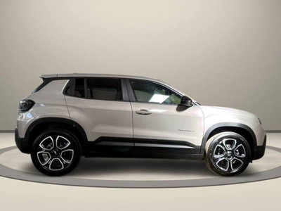 Jeep Avenger 1.2 turbo e-hybrid mhev Summit fwd 110cv edct6 (4)