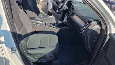 Volvo XC40 T4 Recharge Plug-in Hybrid R-design (11)