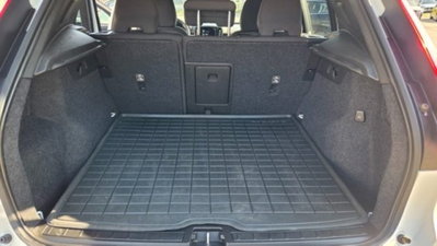Volvo XC40 T4 Recharge Plug-in Hybrid R-design (13)