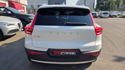 Volvo XC40 T4 Recharge Plug-in Hybrid R-design (4)