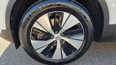 Volvo XC40 T4 Recharge Plug-in Hybrid R-design (8)