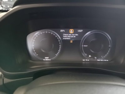 Volvo XC40 T5 Recharge Plug-in Hybrid R-design (20)