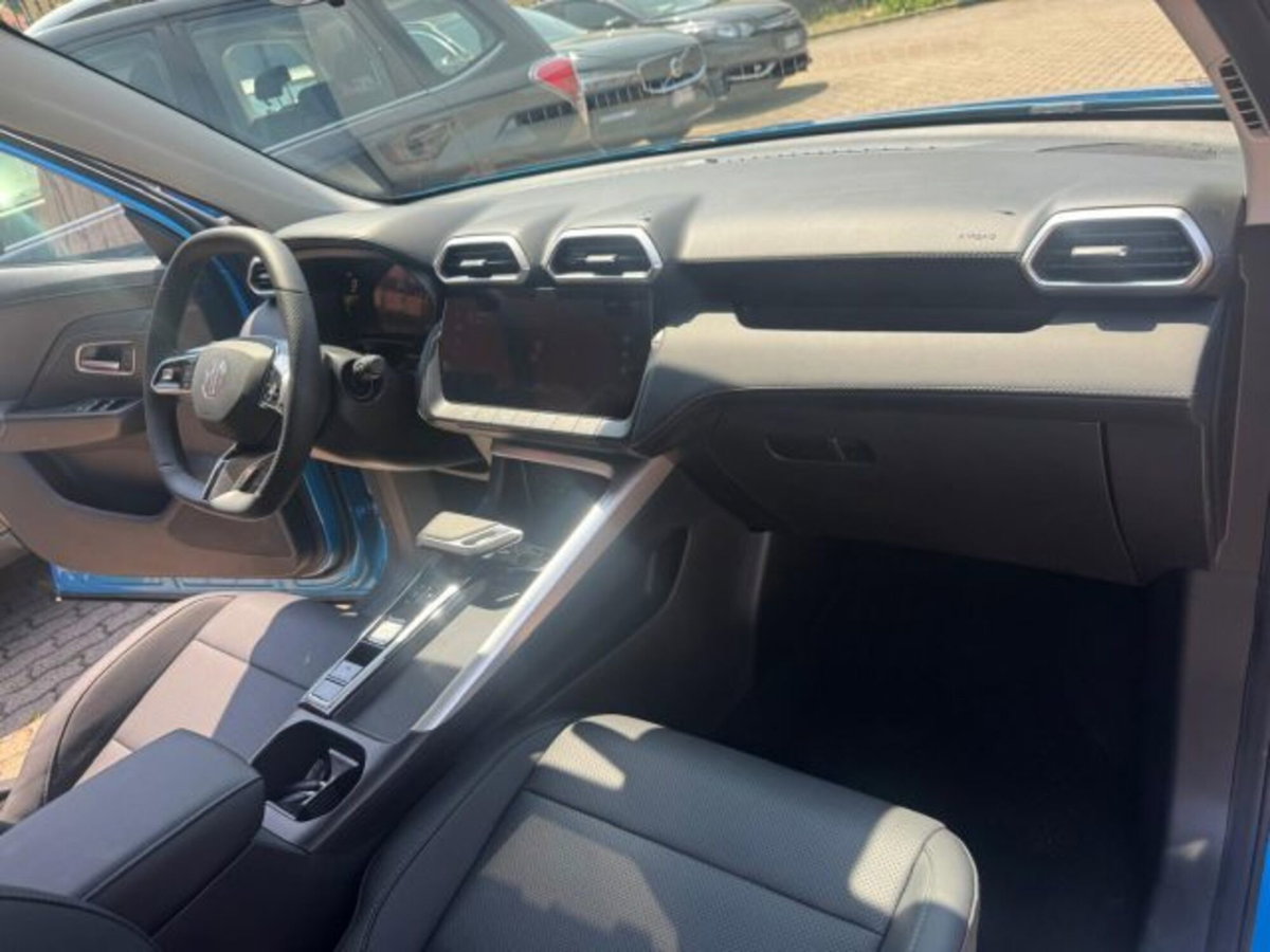 Mg ZS ZS 1.5 Luxury (14)