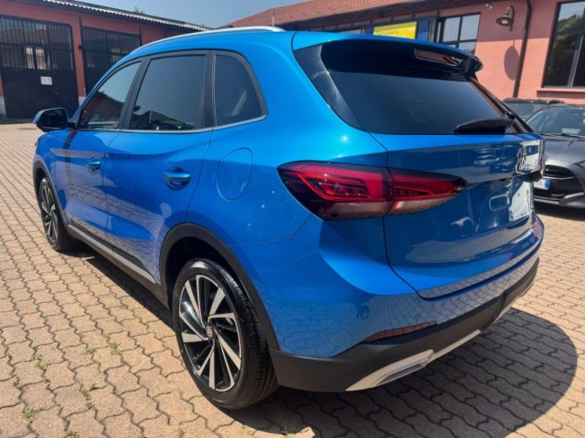 Mg ZS ZS 1.5 Luxury (2)