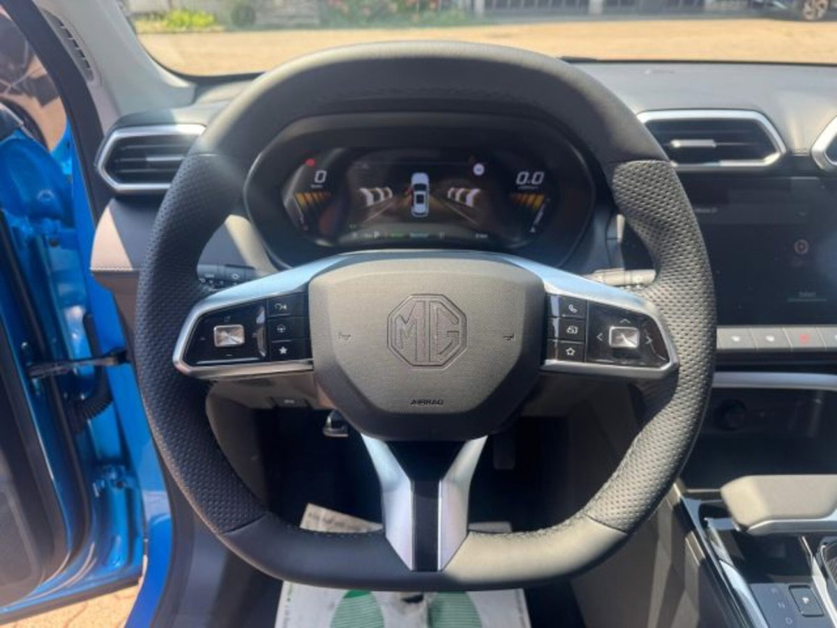 Mg ZS ZS 1.5 Luxury (8)