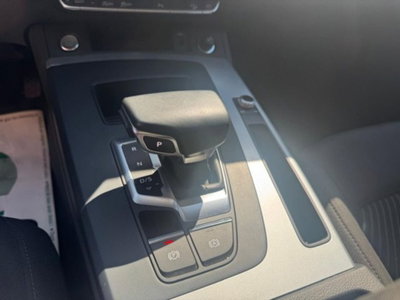 Audi Q5 40 TDI 204 CV quattro S tronic Business (14)
