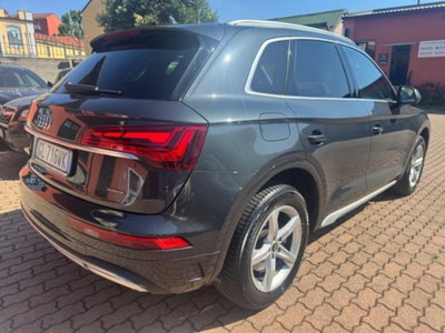 Audi Q5 40 TDI 204 CV quattro S tronic Business (7)