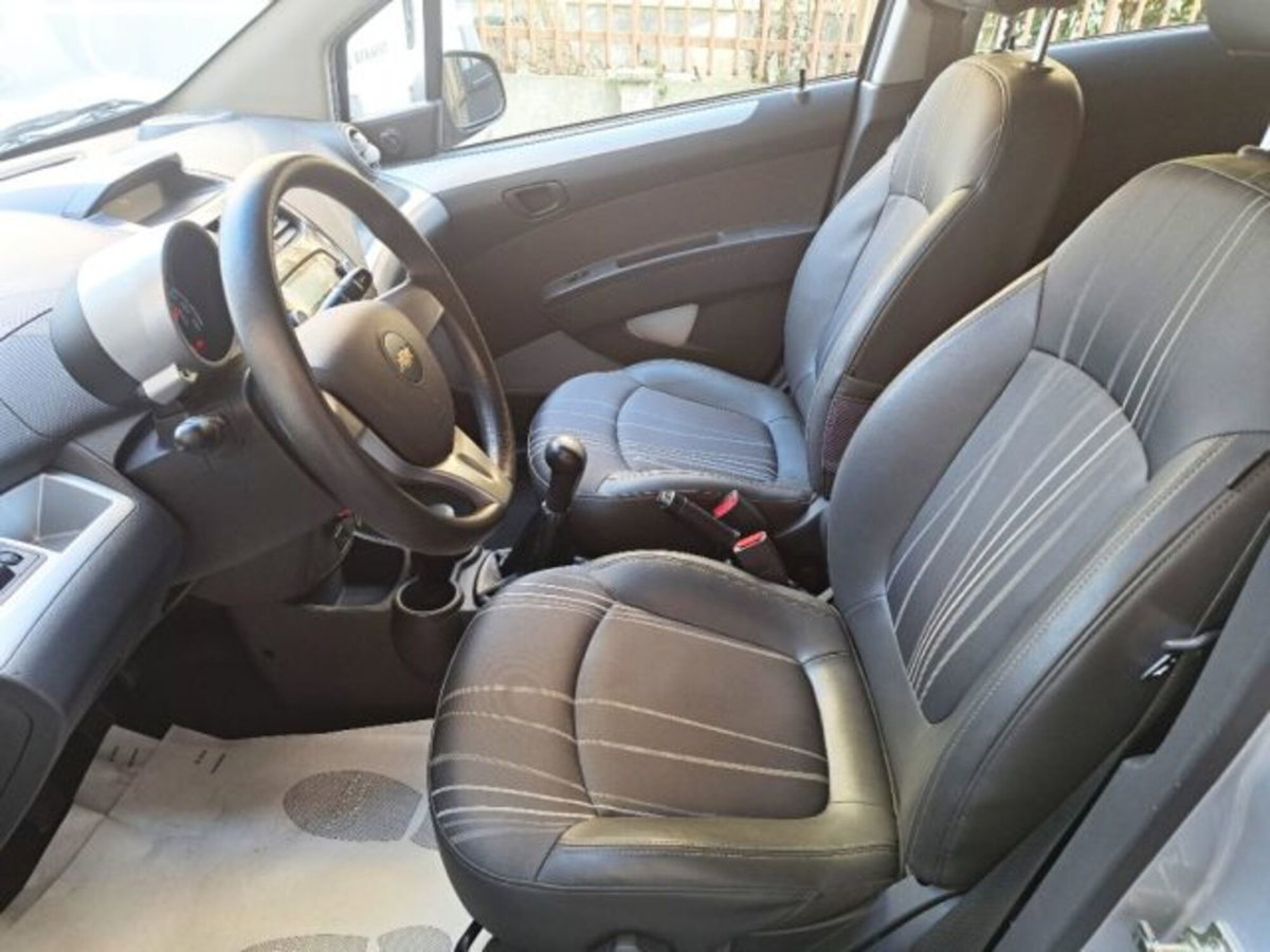 Chevrolet Spark 1.0 LS (5)