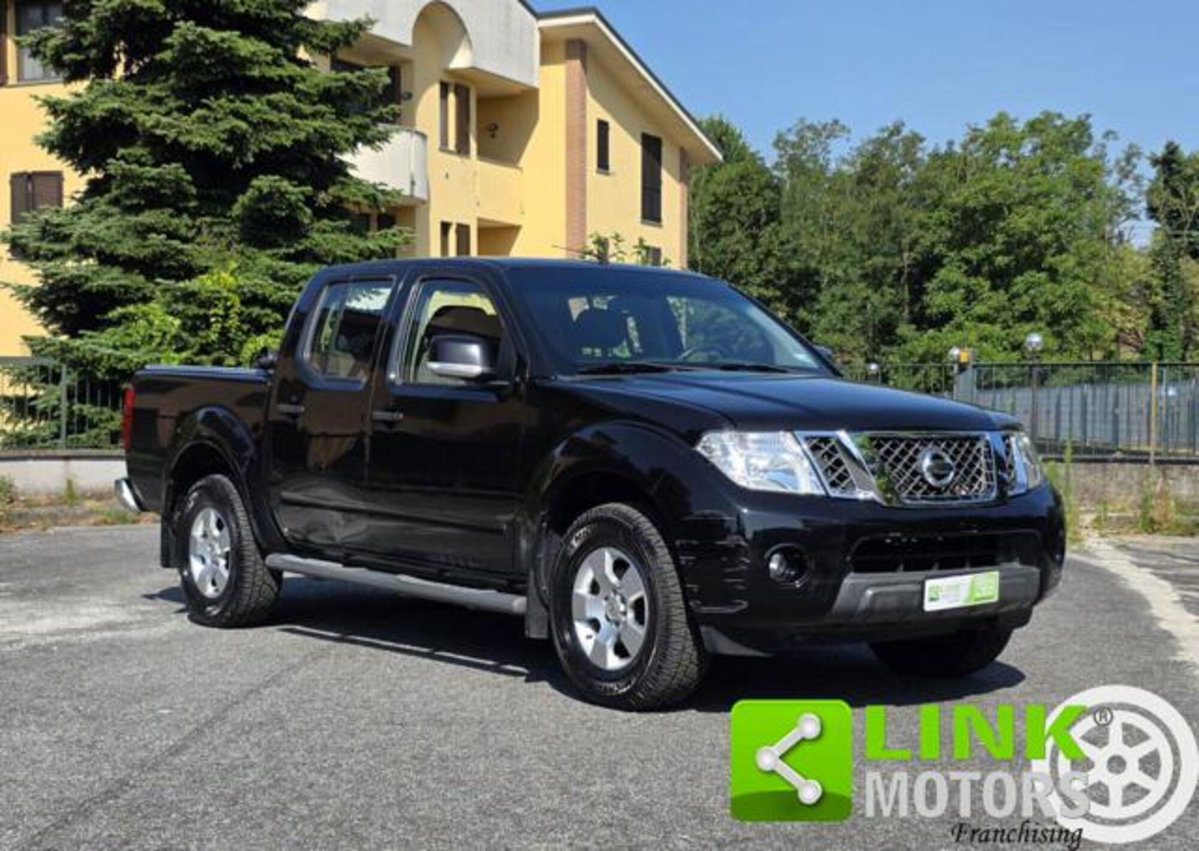 Nissan Navara 2.5 dCi 190CV 4 porte Double Cab Sport (7)