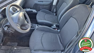 Peugeot 206 5p. Enfant Terrible (3)