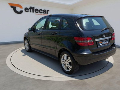 Mercedes-Benz Classe B 180 CDI Sport (4)