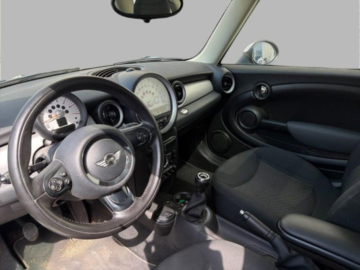 MINI Mini Clubman 1.6 16V Cooper D Clubman (7)