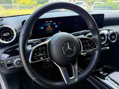 Mercedes-Benz CLA Shooting Brake 200 d Advanced auto (10)